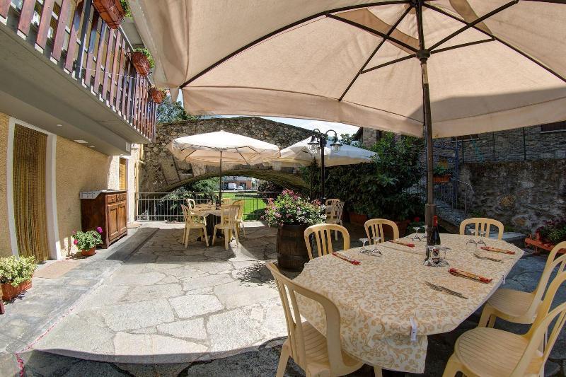 Hotel Cecchin Aosta Zewnętrze zdjęcie