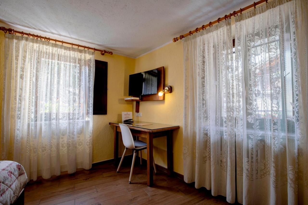 Hotel Cecchin Aosta Zewnętrze zdjęcie