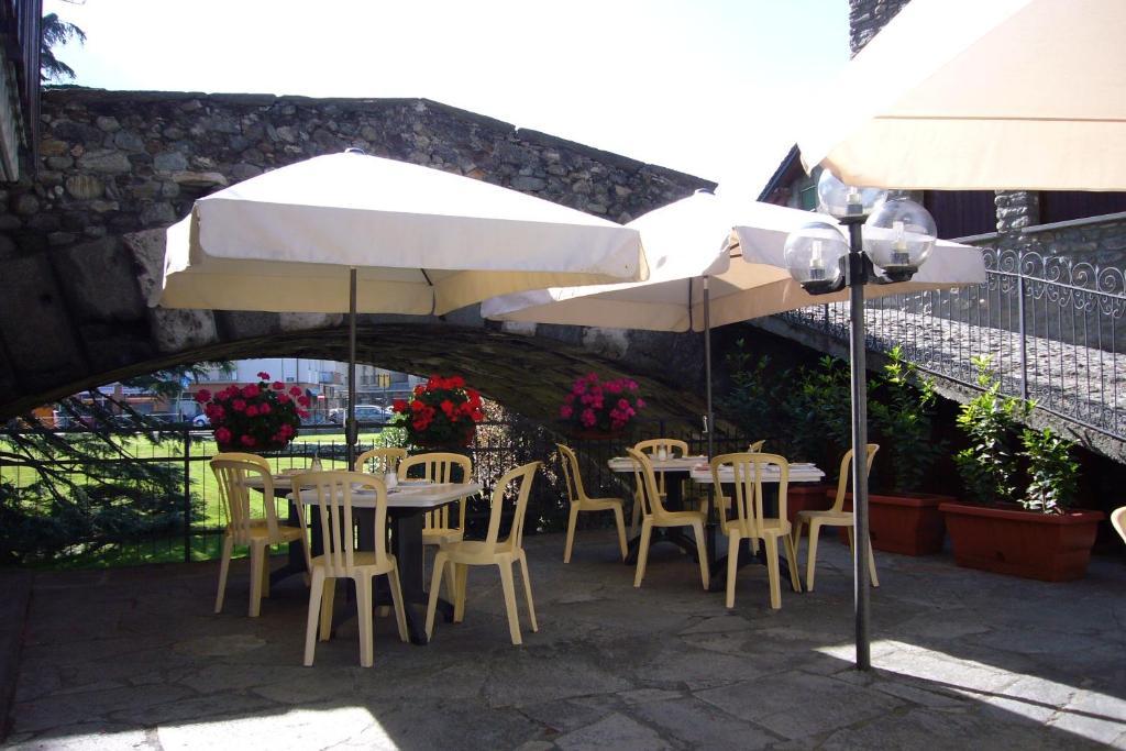 Hotel Cecchin Aosta Zewnętrze zdjęcie