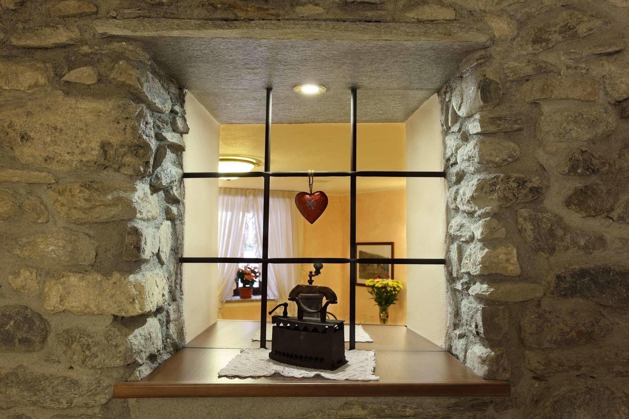 Hotel Cecchin Aosta Zewnętrze zdjęcie